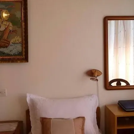 Apartment Spacious And Close To The City Center Split