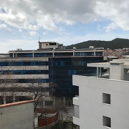 Spacious And Close To The City Center Apartamento *