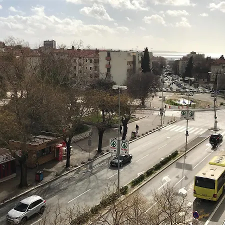 Spacious And Close To The City Center * Split